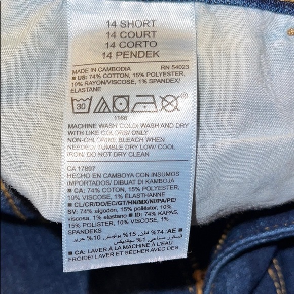 Old Navy Super Skinny Jeans - Picture 5 of 7